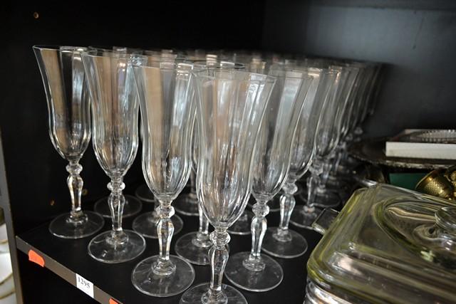 Appraisal: A SET OF GLASS CHAMPAGNE FLUTES