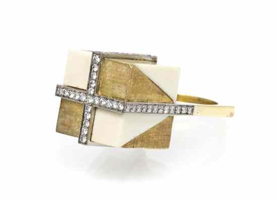 Appraisal: An Karat Yellow Gold Ivory and Diamond Ring Puig Doria