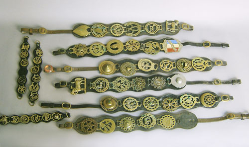 Appraisal: Nine sets of horse brasses