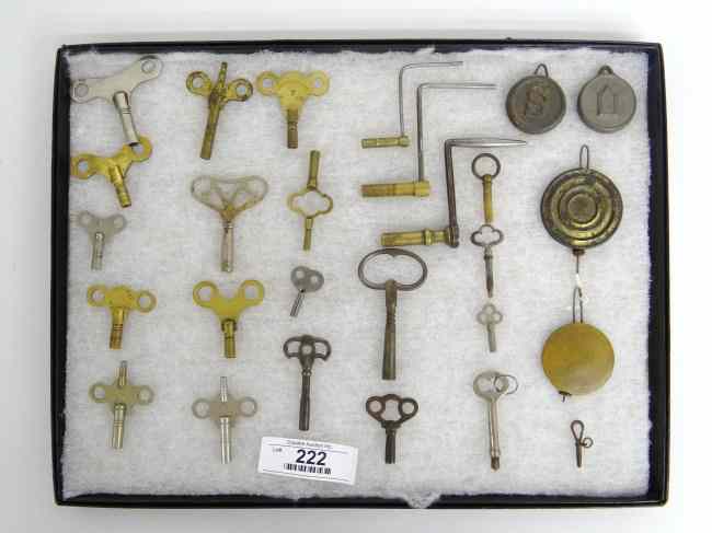 Appraisal: Lot various clock keys pendelums