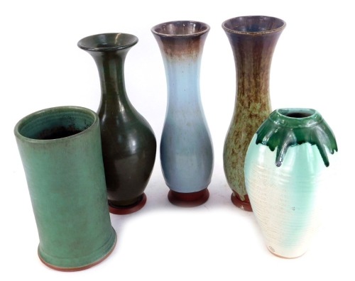 Appraisal: A group of Humphrey Wakefield studio pottery comprising an Isles