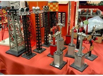 Appraisal: A large lot of toy train extension bridges towers signaling