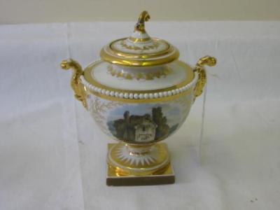 Appraisal: AN F B B WORCESTER PORCELAIN LIDDED URN the domed