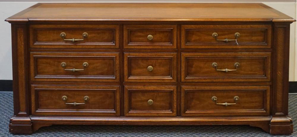 Appraisal: Henredon Mahogany Triple Dresser with Mirror Pair Night Stands Chest