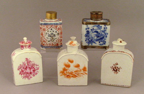 Appraisal: Five Chinese export porcelain tea caddies late th early th