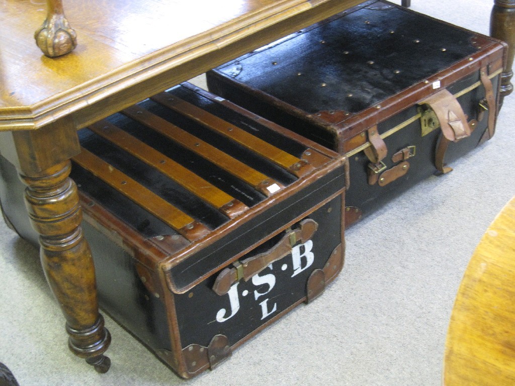 Appraisal: Lot comprising two good travel trunks