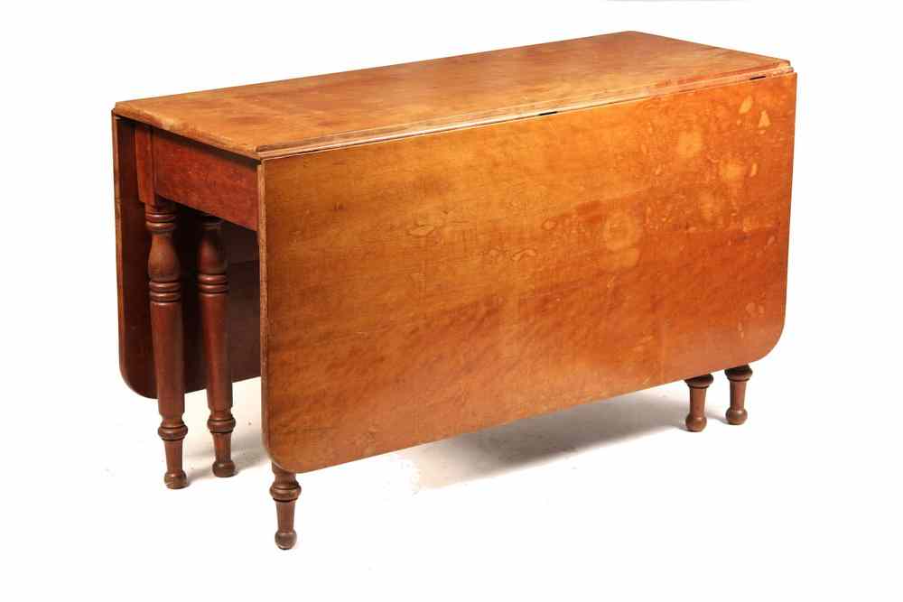 Appraisal: DROPLEAF TABLE - Country Sheraton Gate leg Drop-leaf Table with