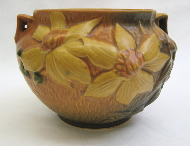 Appraisal: ROSEVILLE ART POTTERY VASE double handled in the Peony pattern