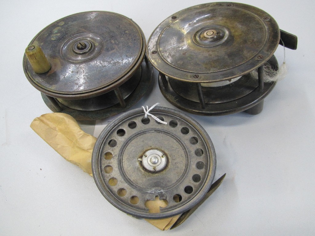 Appraisal: Lot comprising two fishing rods and three reels