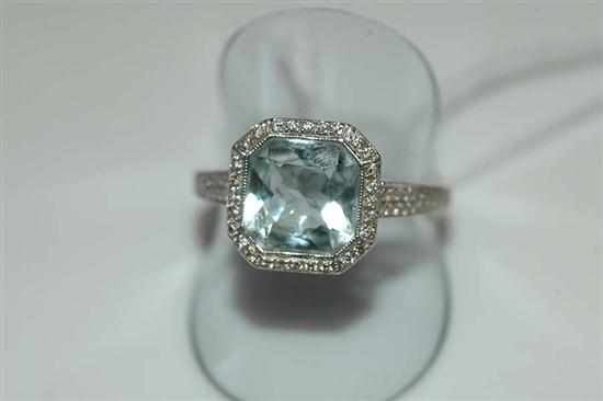 Appraisal: AN AQUAMARINE AND DIAMOND DRESS RING STAMPED CT WHITE GOLD