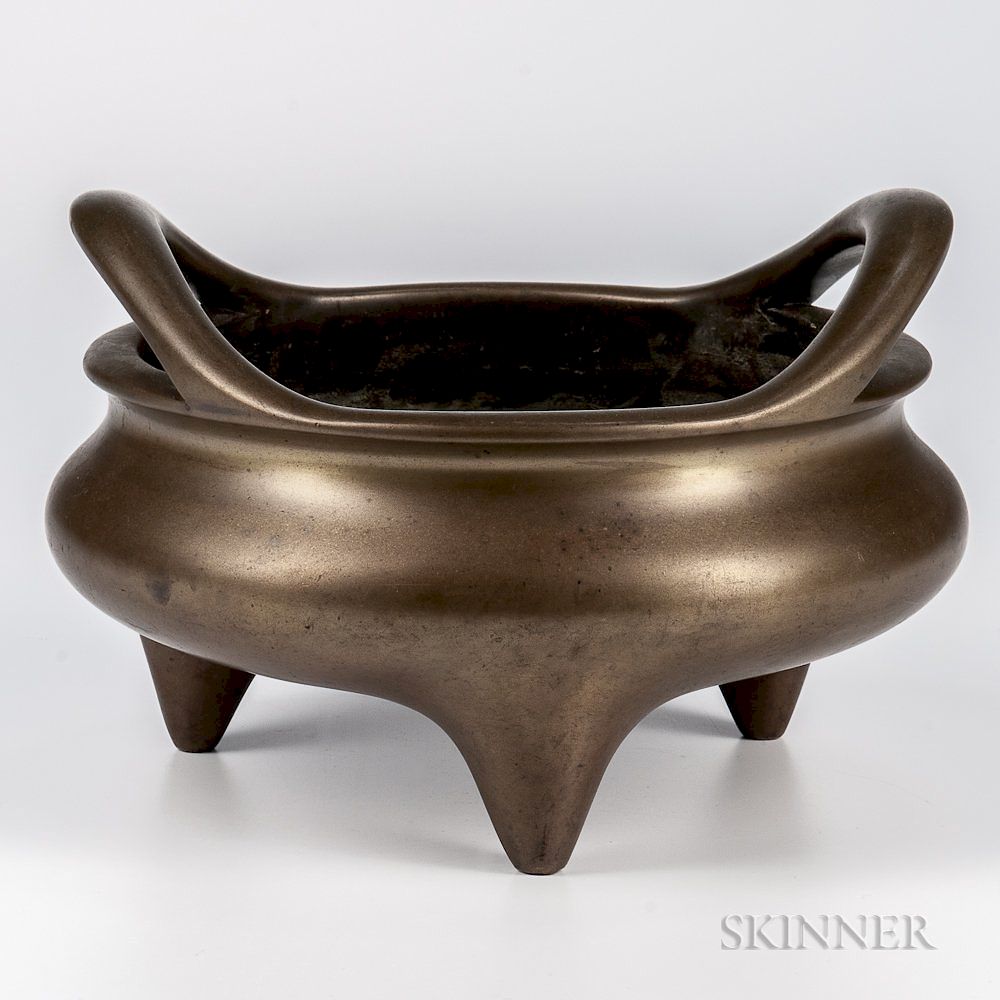 Appraisal: Large Tripod Bronze Censer Large Tripod Bronze Censer China Ming