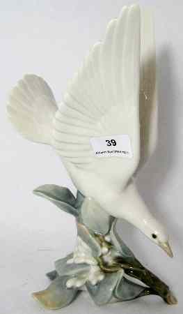 Appraisal: Lladro Figure of a Turtle Dove Height cm Boxed