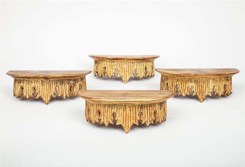 Appraisal: Set of Four Italian Carved Giltwood Wall Brackets Modern With