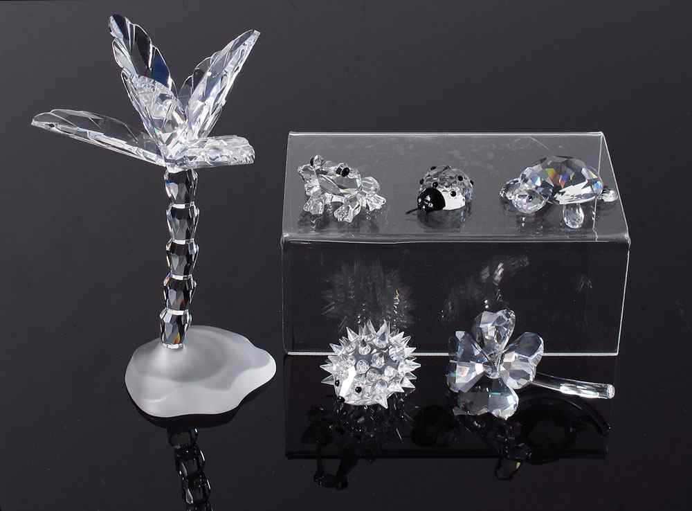 Appraisal: SWAROVSKI CRYSTAL IN THE SECRET GARDEN FIGURINES PALM TREE Michael