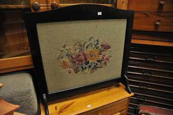 Appraisal: A VICTORIAN FIRESCREEN WITH TAPESTRY