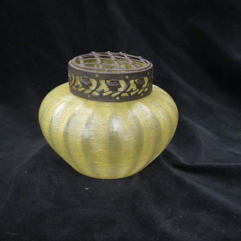 Appraisal: Victorian Art Glass Vase threaded design in ribbed body flower