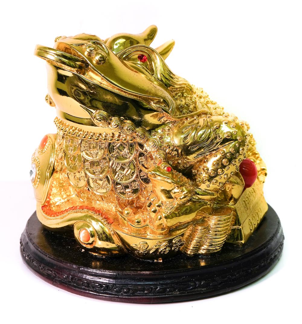 Appraisal: LARGE SIZE BRASS FENG SHUI MONEY FROG ON BASELarge and