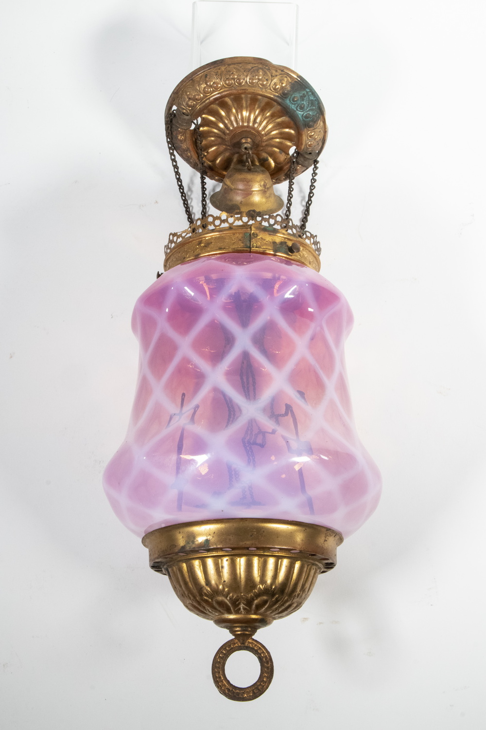 Appraisal: VICTORIAN ART GLASS LIGHT FIXTURE Pull-Down Hanging Lamp with quilted