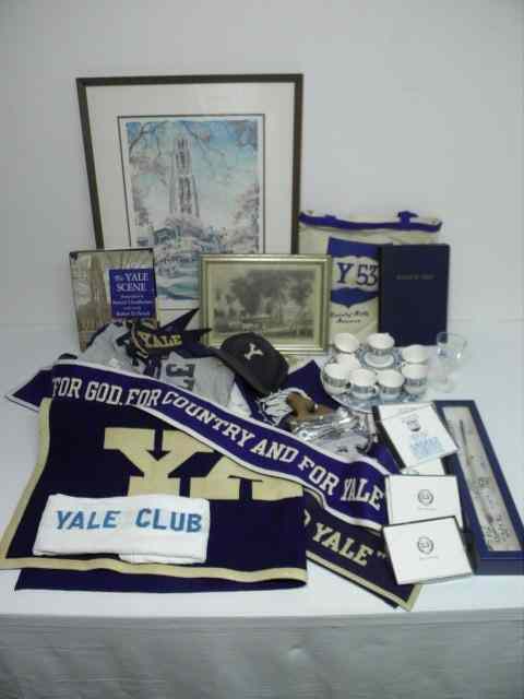 Appraisal: Large lot of assorted Yale University memorabilia Majority is from