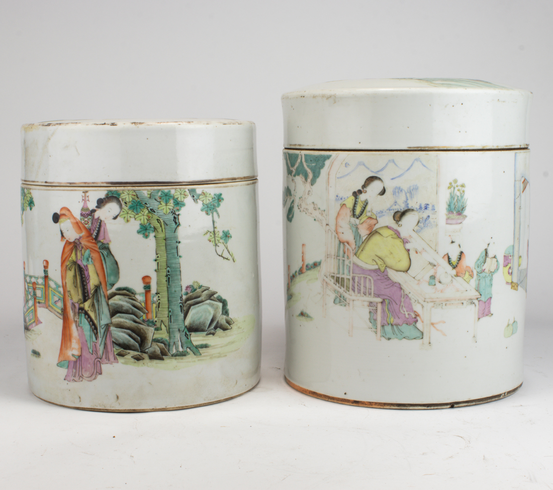 Appraisal: LOT OF CHINESE FAMILLE ROSE FIGURAL LIDDED BOXES lot of