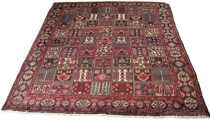 Appraisal: A Bakhtiari Carpet ca 's Apprx ' x ' Sold