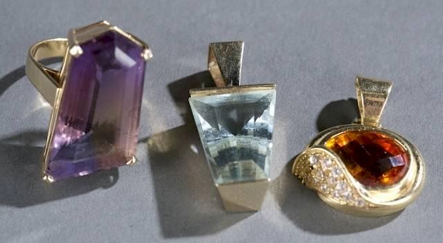 Appraisal: Citrine topaz ametrine pendants and rings A group of citrine