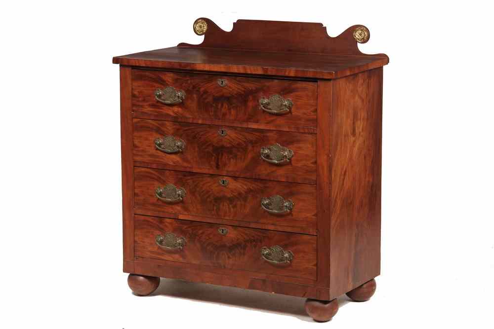 Appraisal: SMALL CHEST OF DRAWERS - Mid-Atlantic Federal Period Chest of