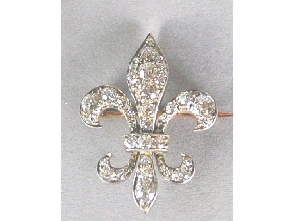 Appraisal: VICTORIAN GOLD AND DIAMOND FLEUR DE LIS SHAPED BROOCH set