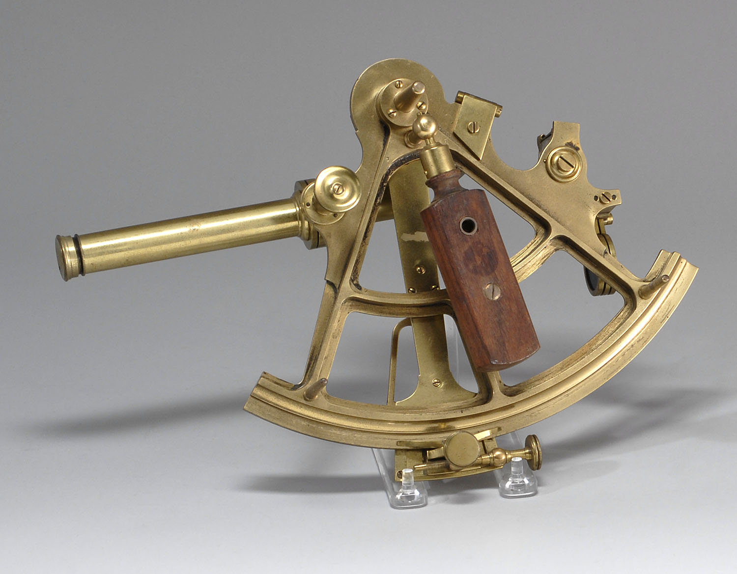 Appraisal: ENGLISH BRASS SEXTANT Marked Cary London Also marked R B