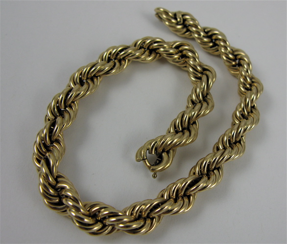 Appraisal: FOURTEEN KARAT YELLOW GOLD CHAIN BRACELET - length and weighing