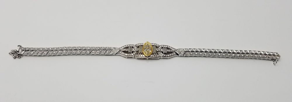 Appraisal: Stunning K W G Diamond Bracelet Beautifully done K white