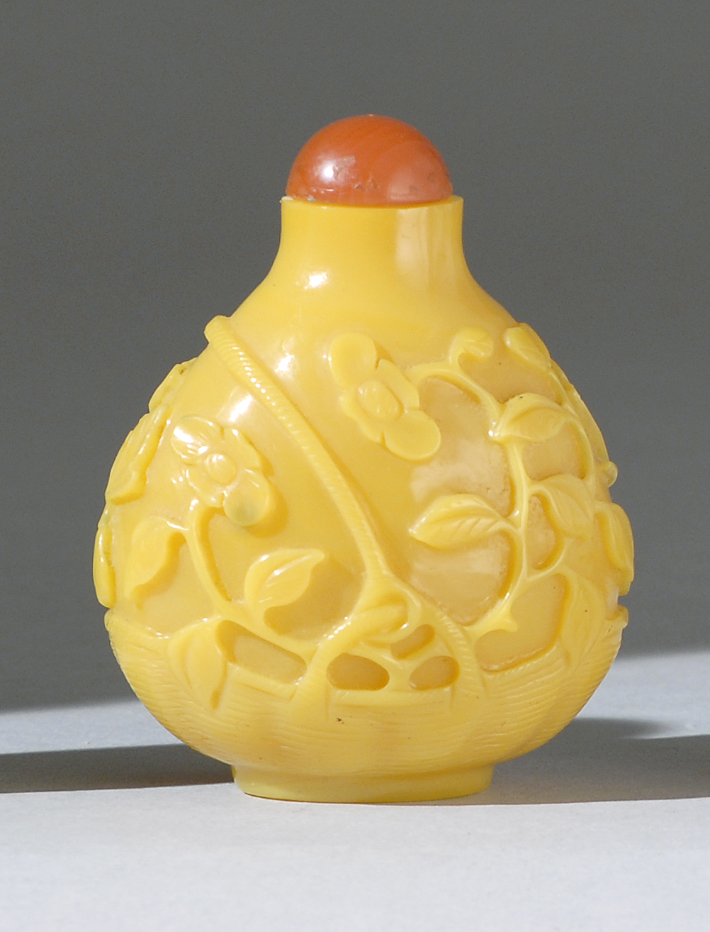 Appraisal: IMPERIAL YELLOW GLASS SNUFF BOTTLE th th CenturyIn ovoid form