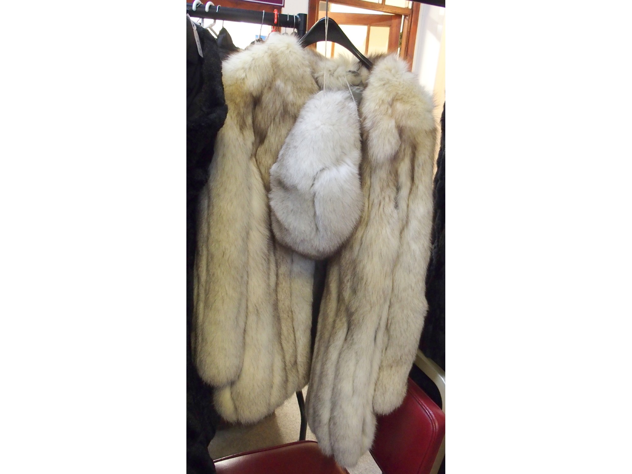 Appraisal: Lot comprising a fox fur jacket and a hat