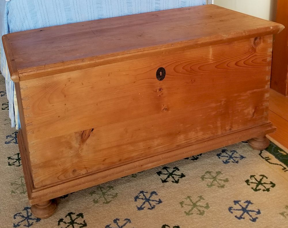 Appraisal: Antique Pine Lift Top Dovetailed Blanket Chest Exclusive on Bidsquare