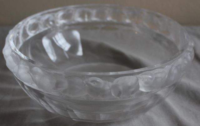 Appraisal: Lalique France Glass Center Bowl WithBird Decoration From a West