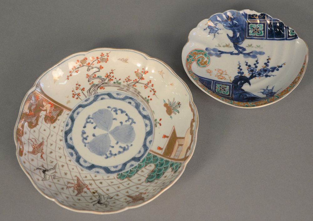 Appraisal: Group of twenty-four Chinese porcelain plates to include set of