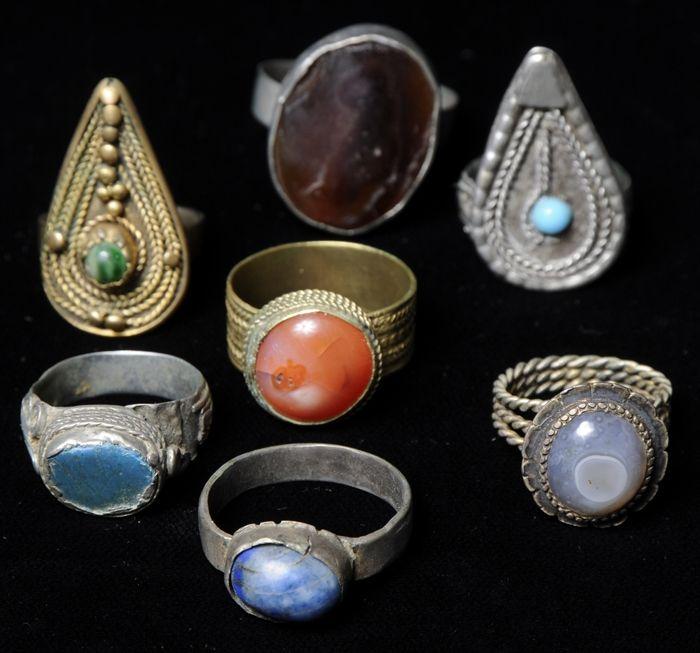 Appraisal: Assorted Brass and Gilt-Metal Rings