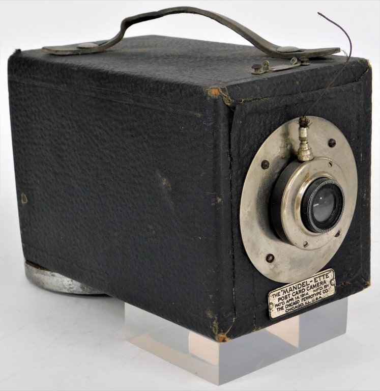 Appraisal: CHICAGO FERROTYPE MANDEL-ETTE POSTCARD CAMERA Chicago FerroType Mandel-ette Postcard -