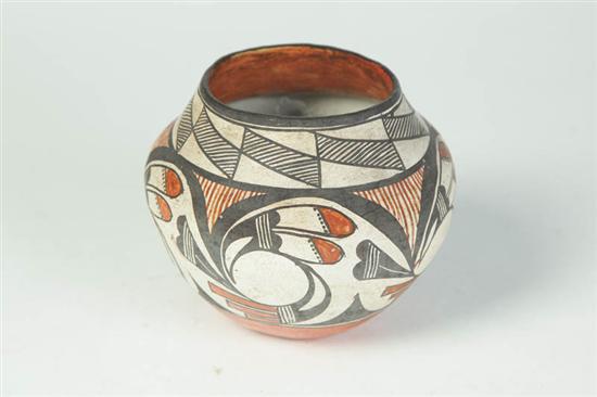 Appraisal: AMERICAN INDIAN POT Acoma New Mexico ca Graphic three-tone swirling