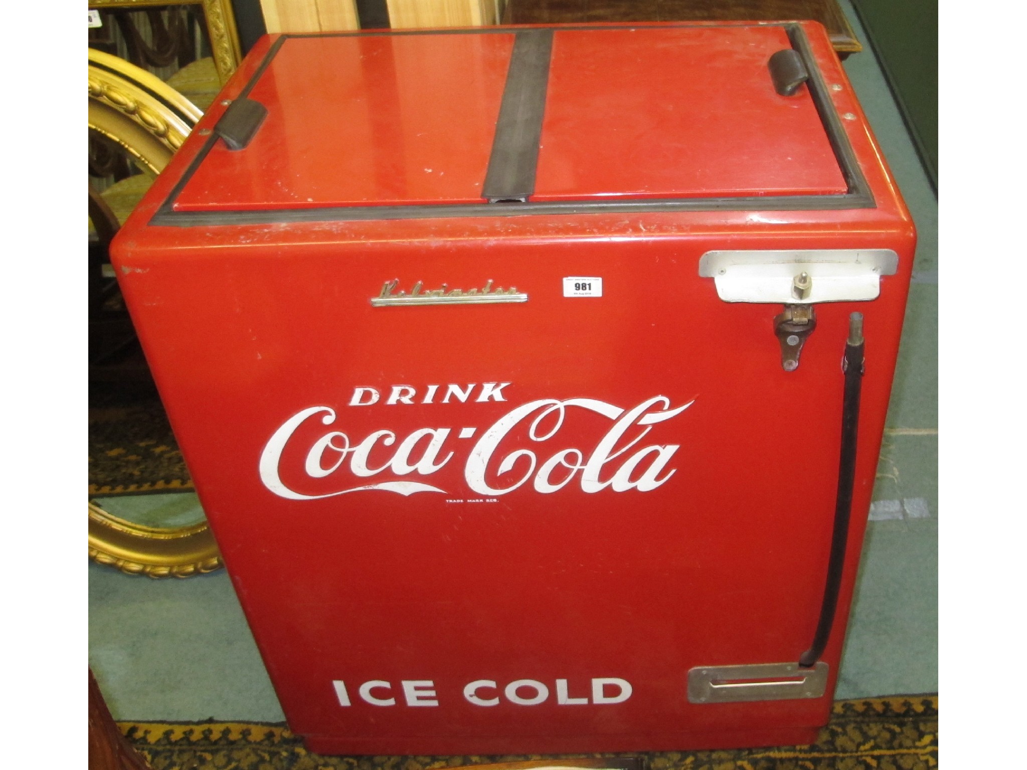 Appraisal: Vintage Coca Cola cooler