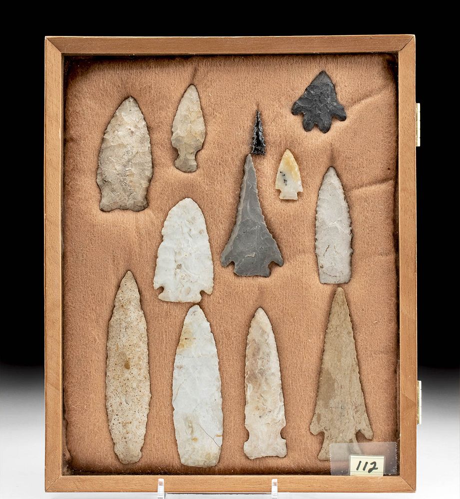 Appraisal: Native American Stone Projectile Points Native American United States Archaic