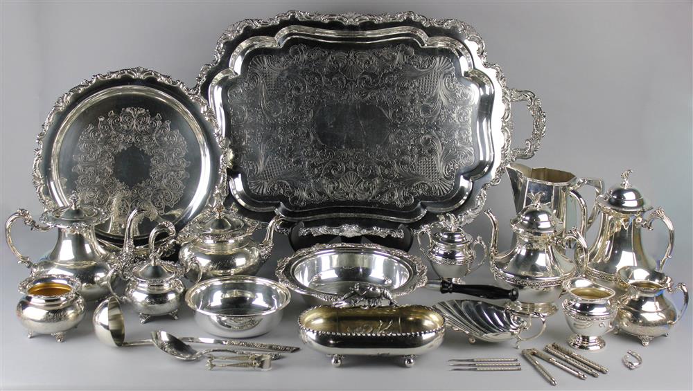 Appraisal: GROUP OF SILVERPLATED ITEMS INCLUDING A WILCOX LOBSTER DISH the