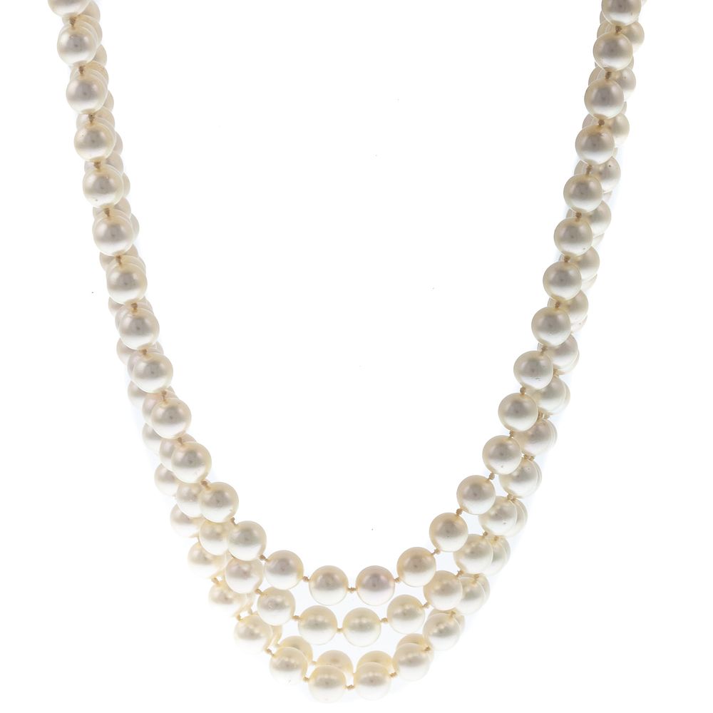 Appraisal: A Four-Strand Pearl Necklace with K Clasp A necklace featuring