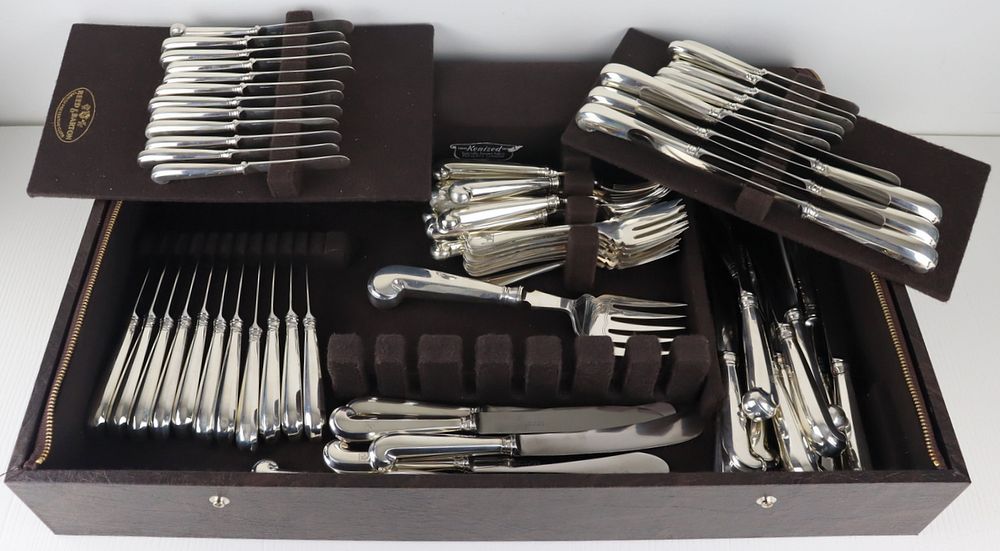 Appraisal: SILVER Crichton English Silver Flatware Service Crichton English silver flatware