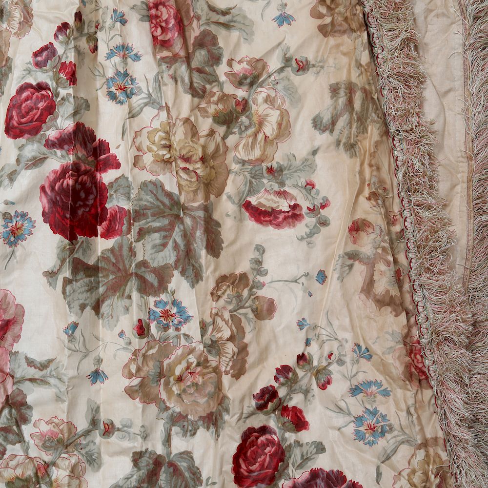 Appraisal: Set of Chintz Curtains Comprising ten curtain lined panels with