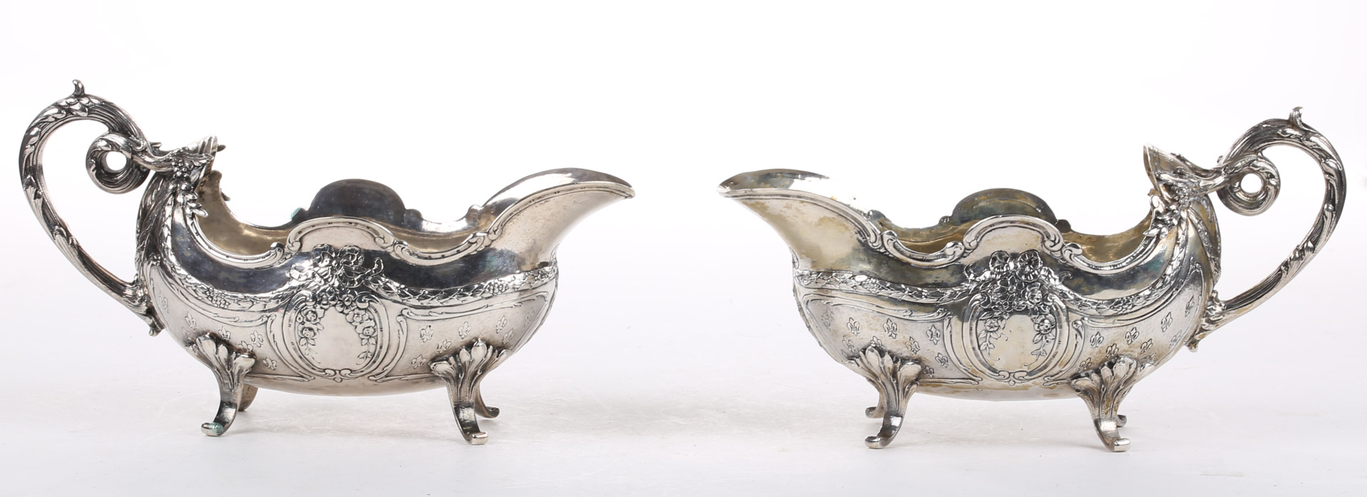 Appraisal: Pair of Hanau silver sauce boats probably George Roth Hanau