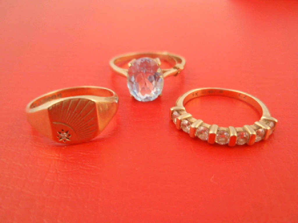 Appraisal: Three stone set dress rings