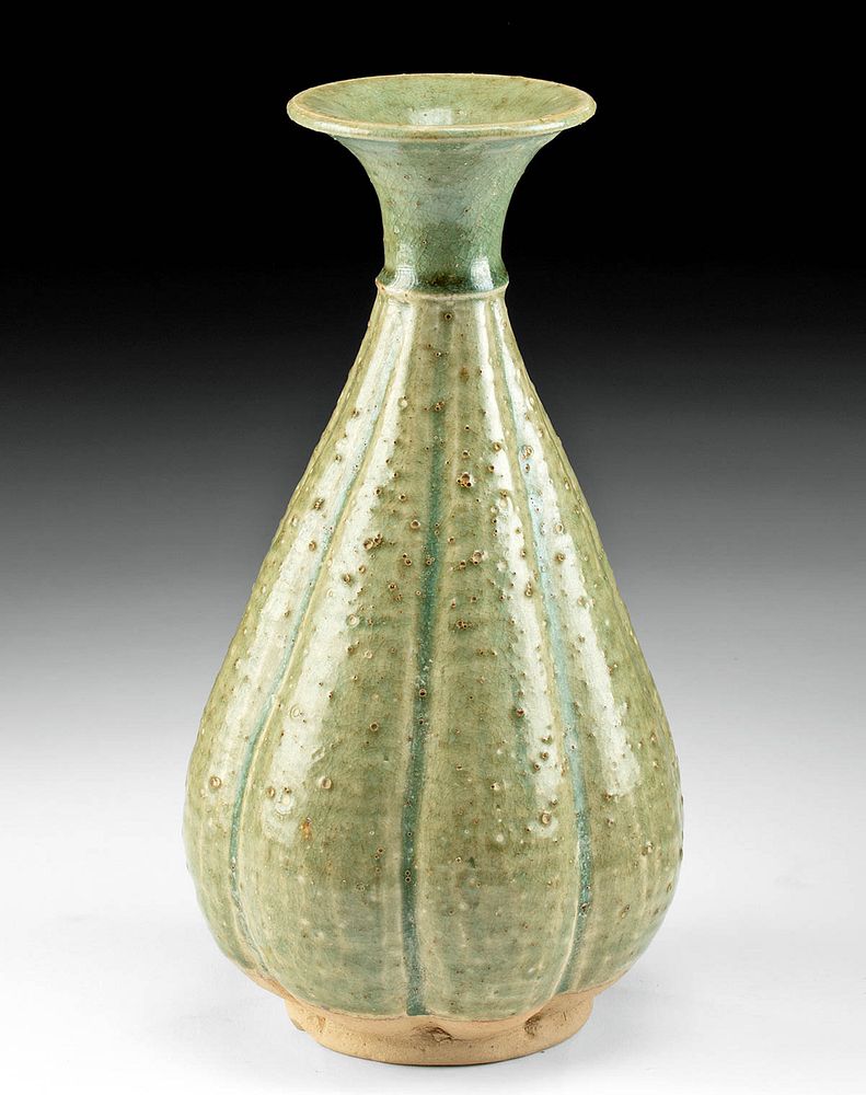 Appraisal: th C Korean Koryo Dynasty Celadon Vase ex-Museum East Asia