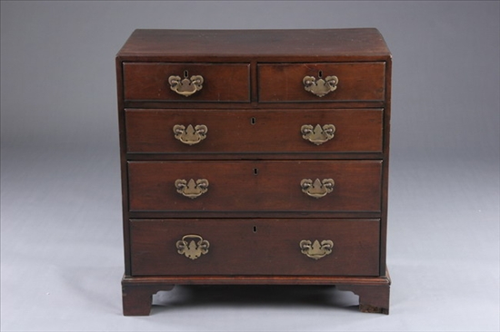 Appraisal: ENGLISH REGENCY MAHOGANY FIVE-DRAWER CHEST Late th Early th century