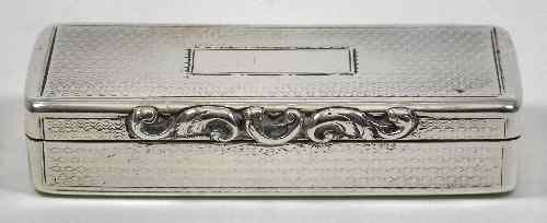 Appraisal: An early Victorian silver rectangular snuff box with leaf scroll